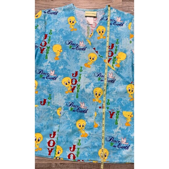 Looney Tunes Tweety Christmas Scrub Top Size S Blue Cartoon Print V-Neck Holiday - Picture 12 of 16